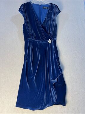 knee length dresses for ladies Maggie Belted Linen Maxi Dress Ivory / Xs main image 0